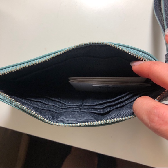 NWT-REAL COACH WRISTLET W STAR CHARM (DARK navy) - Picture 6 of 6